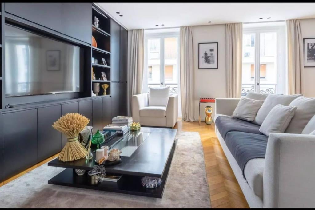 Amazing Apartment 2Bdr/6Pax Next To Champs Elysees Paris Bagian luar foto