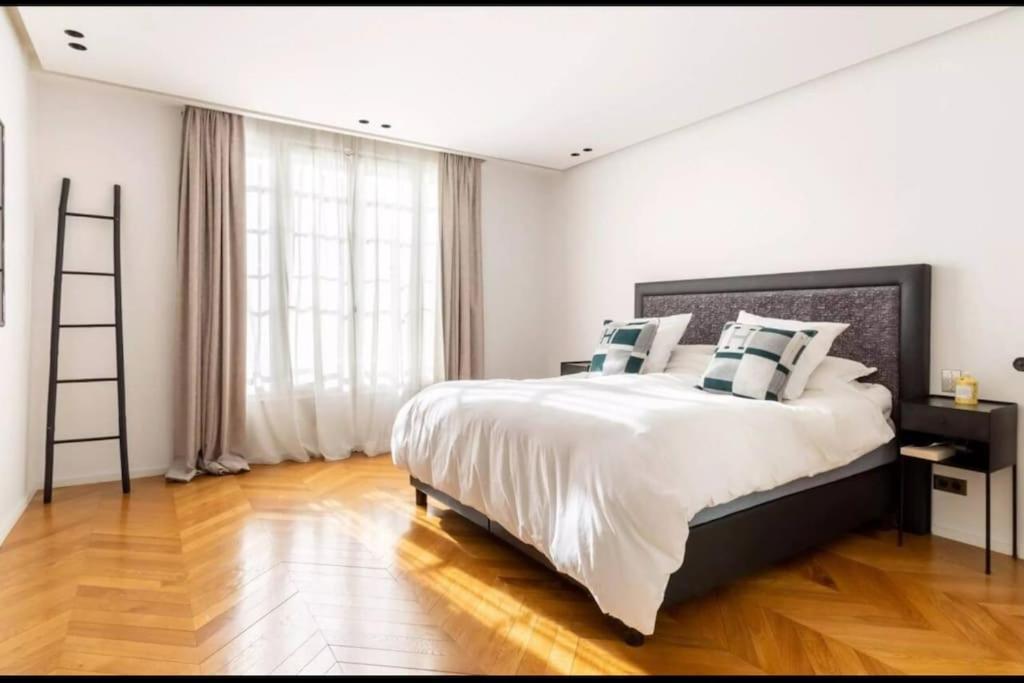 Amazing Apartment 2Bdr/6Pax Next To Champs Elysees Paris Bagian luar foto